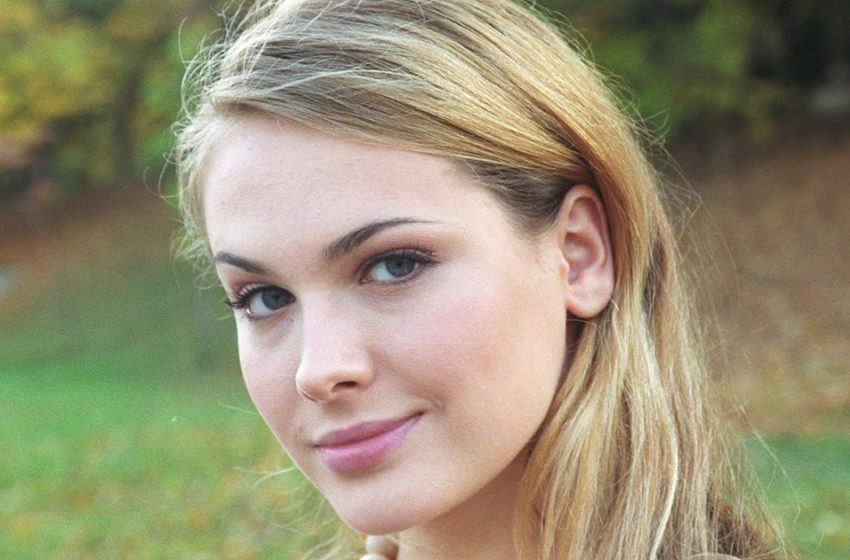  «Стала резиновой куклой»: Анна Горшкова перестаралась с уколами красоты и сильно изменилась