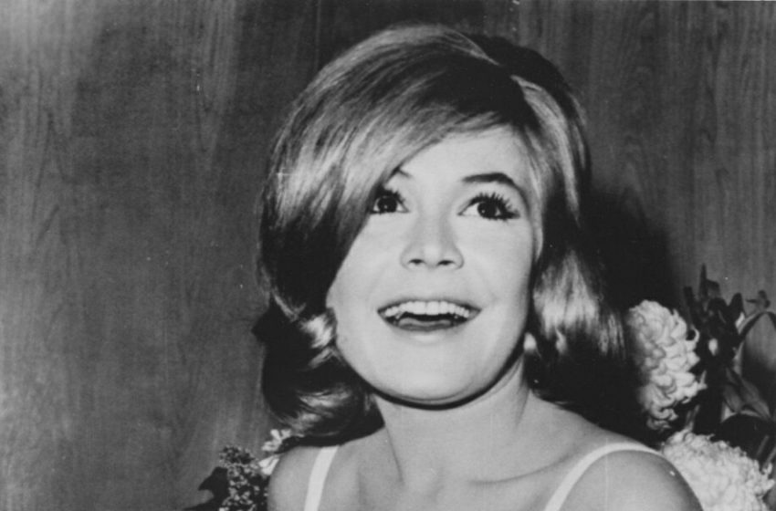  Момичето, което Америка обожаваше, но тайната зад нейния перфектен образ ще ви изненада!: Коя е тя?